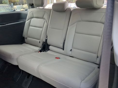 New 2026 Lincoln Navigator Premiere image 22