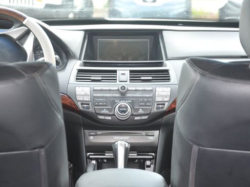 Used 2012 Honda Crosstour EX-L image 30