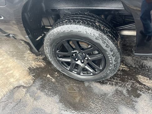 Used 2022 Chevrolet Silverado 1500 Custom Trail Boss image 30