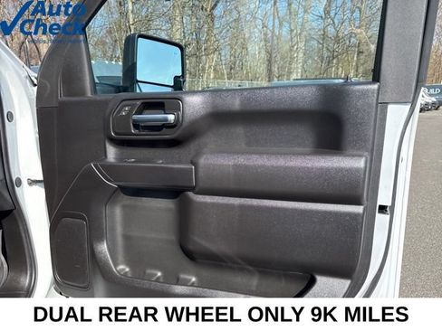 Used 2025 GMC Sierra 3500 Pro w/ 1SA Pro Safety Plus Package AWD/4WD image 27