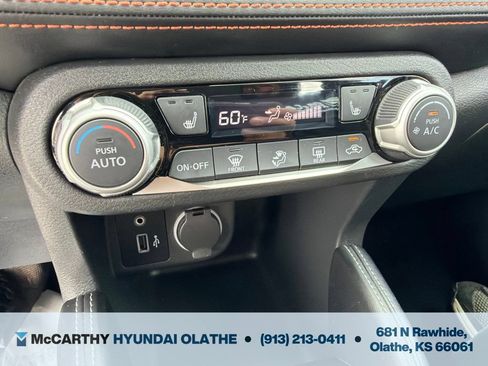Used 2020 Nissan Kicks SR w/ SR Premium Package FWD image 24