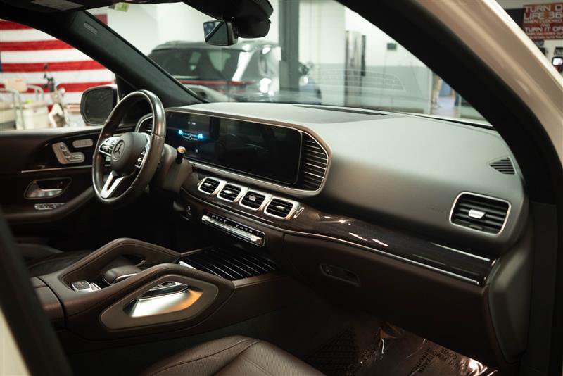 Used 2020 Mercedes-Benz GLE 580 4MATIC image 14