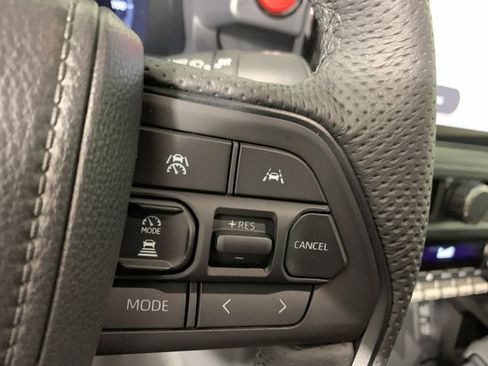 Used 2025 Toyota Tacoma TRD Pro image 9