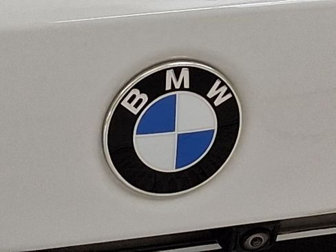 Used 2020 BMW 330i Sedan w/ Convenience Package image 22