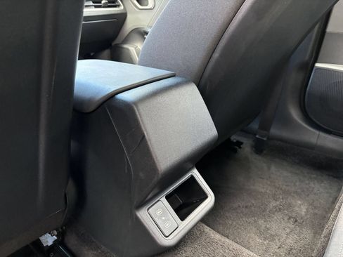 Used 2025 Kia K4 FWD image 24