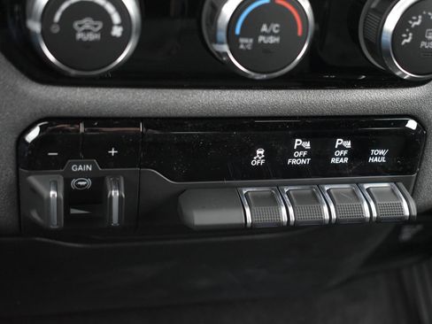 New 2026 RAM 1500 Classic Warlock image 28