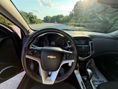 Used 2012 Chevrolet Cruze LT w/ All-Star Edition FWD image 11