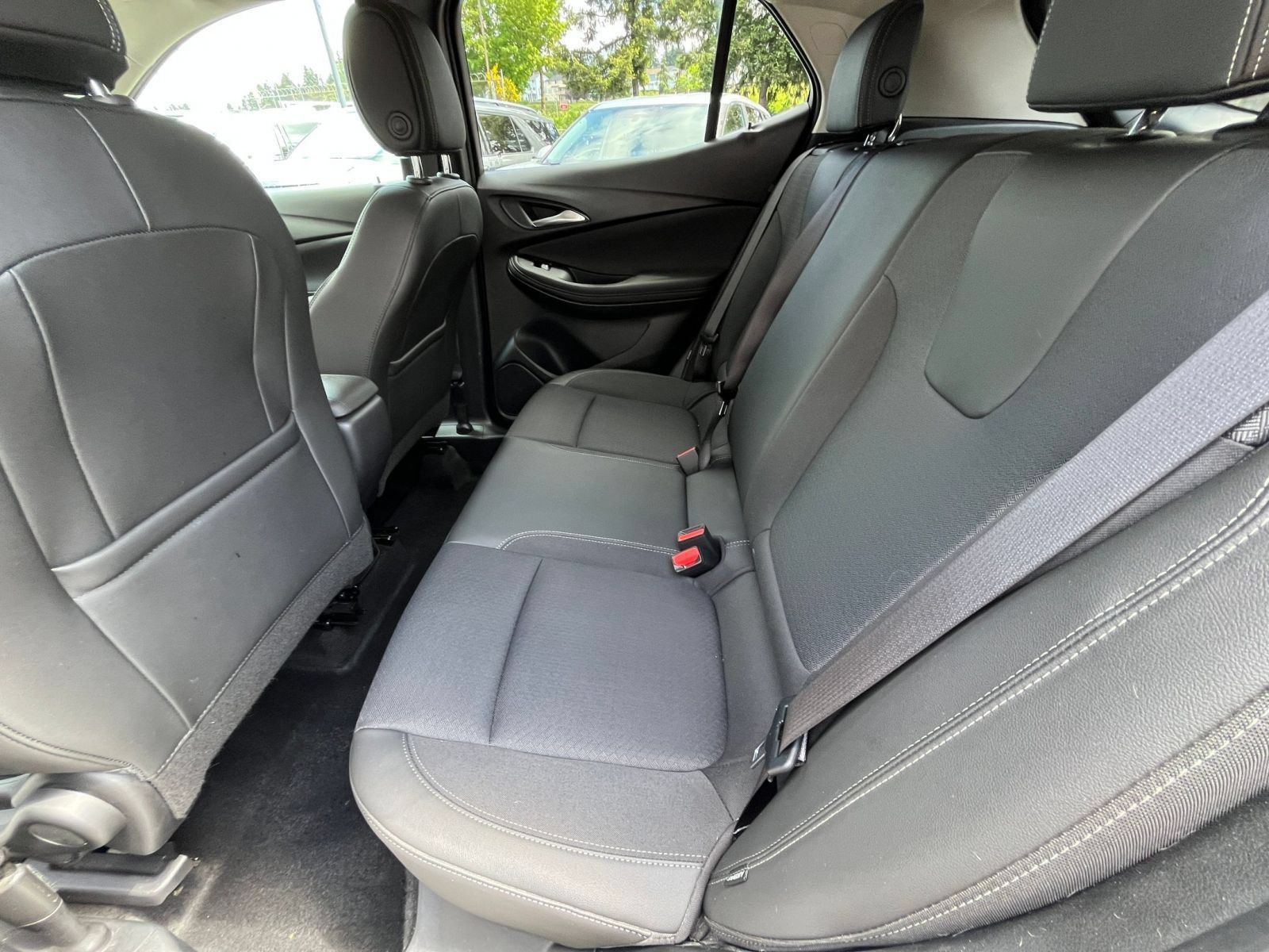 Used 2025 Buick Encore GX Preferred FWD image 26