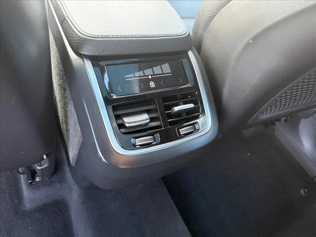 Used 2021 Volvo XC90 T5 Momentum AWD/4WD image 19