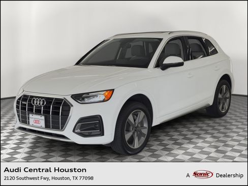 Certified 2023 Audi Q5 2.0T Premium Plus w/ Premium Plus Package AWD/4WD image 1