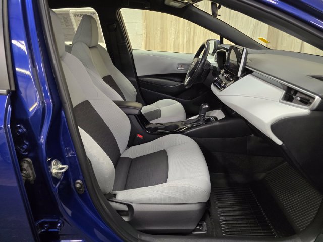 Used 2023 Toyota Corolla SE FWD image 30