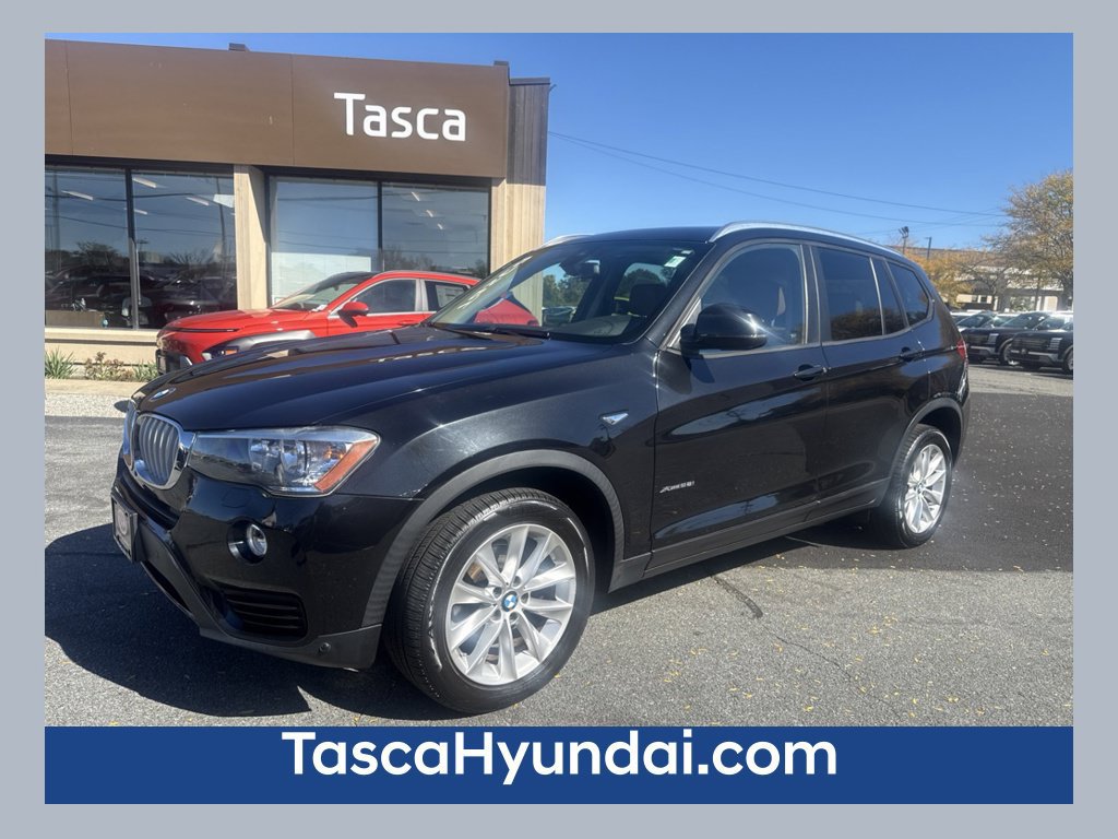 Used 2017 BMW X3 xDrive28i AWD/4WD image 1