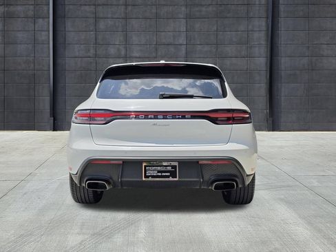 Certified 2023 Porsche Macan AWD/4WD image 10