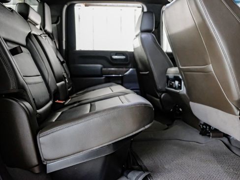 Used 2022 GMC Sierra 2500 Denali AWD/4WD image 34