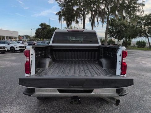 Used 2025 Chevrolet Silverado 2500 LT w/ Convenience Package AWD/4WD image 12