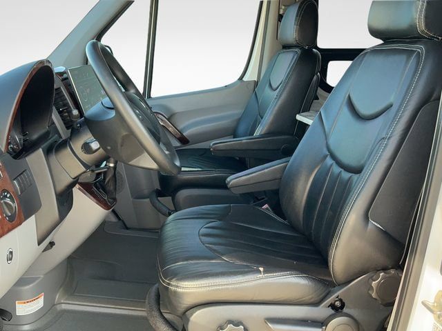 Used 2015 Mercedes-Benz Sprinter 3500 image 12