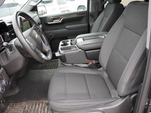 Certified 2023 Chevrolet Silverado 1500 LT w/ Convenience Package II image 4