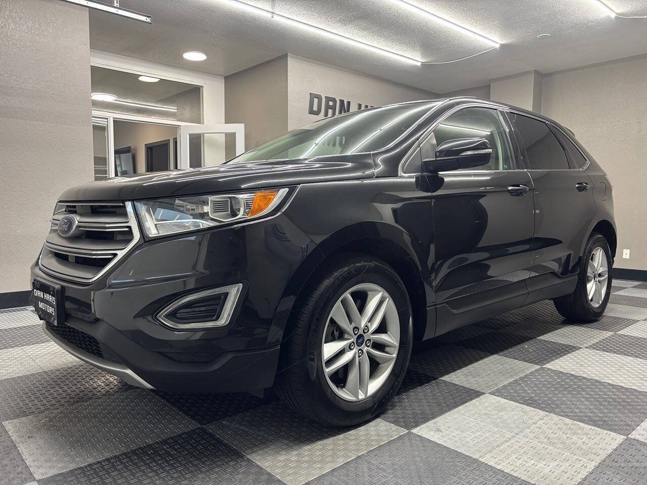 Used 2015 Ford Edge SEL w/ Equipment Group 201A AWD/4WD image 2