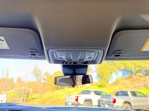 New 2026 GMC Sierra 1500 SLE w/ Max Trailering Package image 18