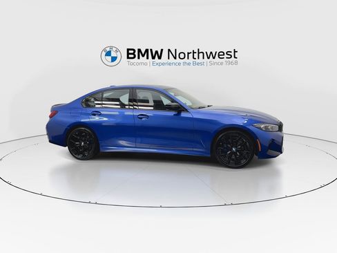 New 2025 BMW 330i xDrive Sedan w/ M Sport Package image 5