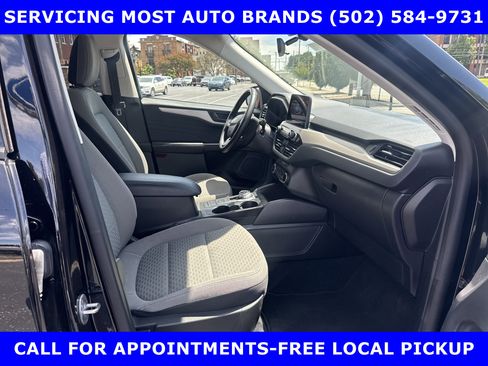 Certified 2022 Ford Escape SE w/ Cold Weather Package image 19