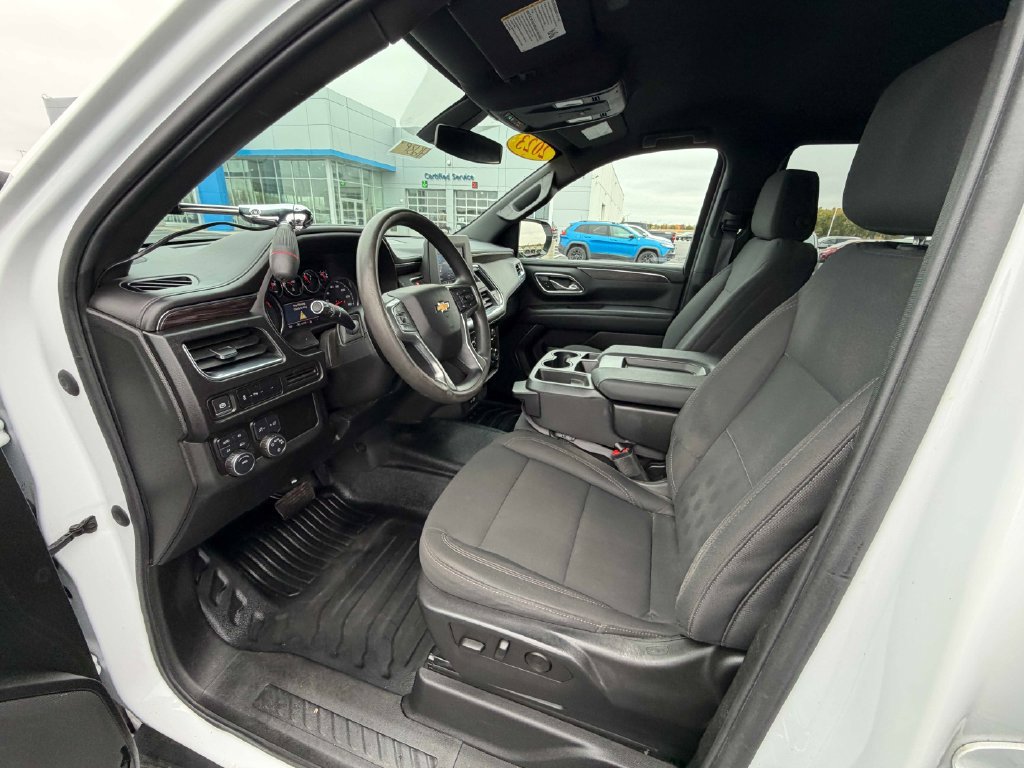Used 2023 Chevrolet Tahoe 4WD image 17