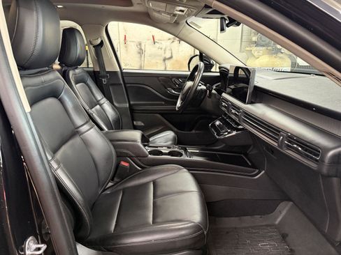 Used 2023 Lincoln Corsair AWD w/ Equipment Group 101A image 31