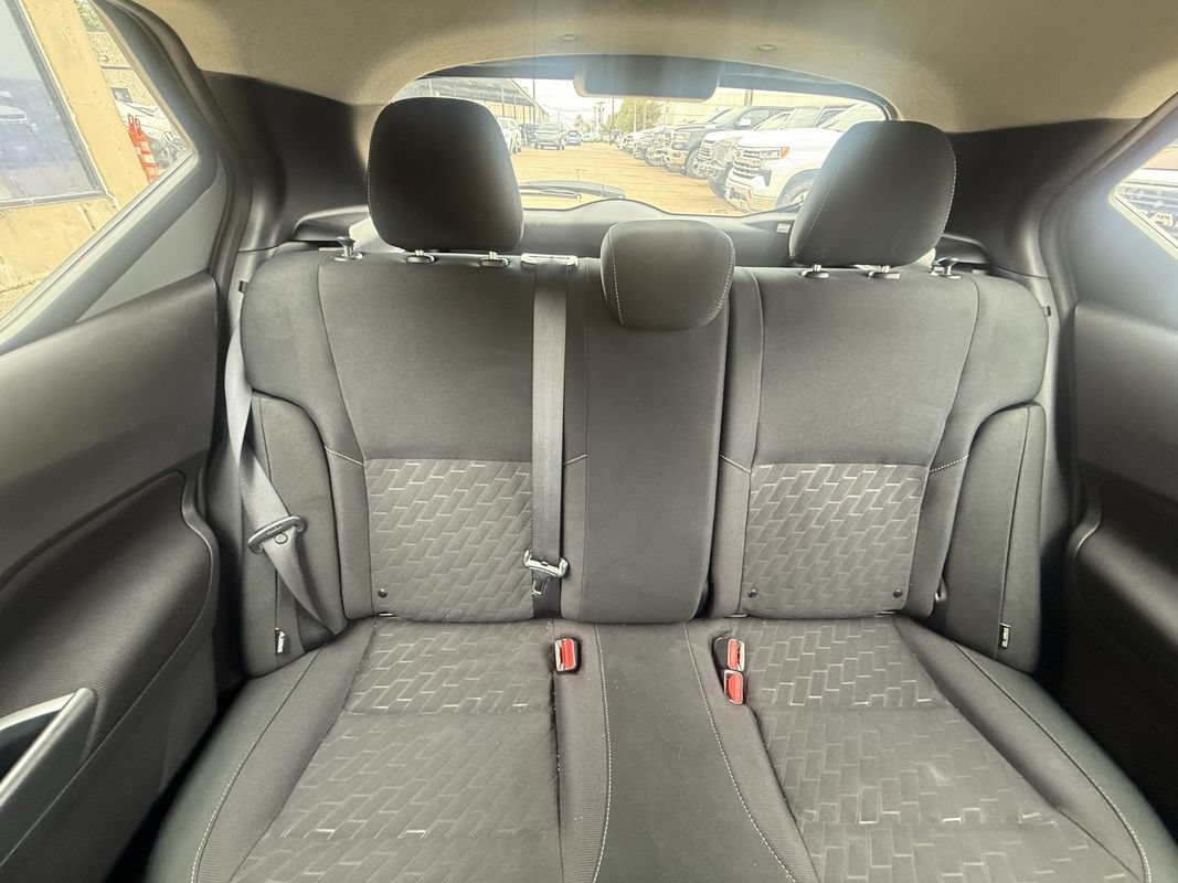 Used 2024 Nissan Kicks SV FWD image 15