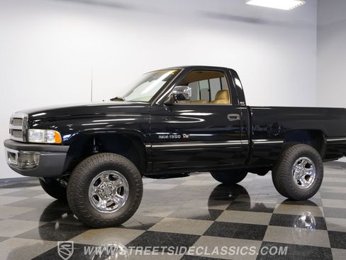 Used 1997 Dodge Ram 1500 Truck 4x4 Regular Cab image 6