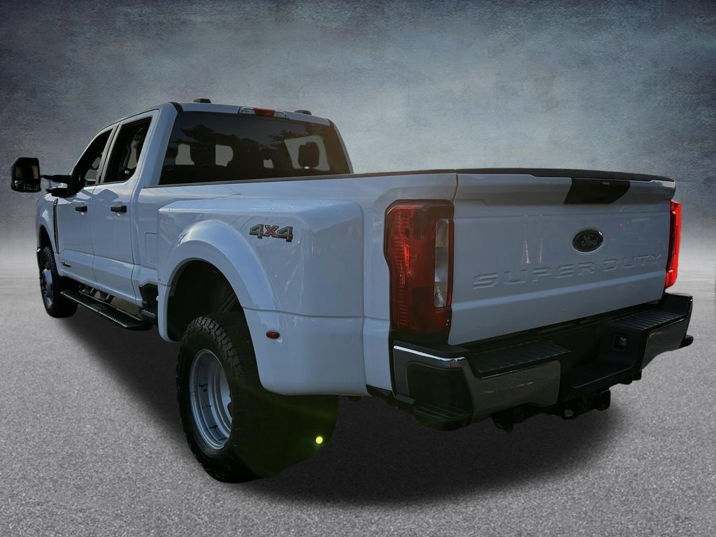 Used 2026 Ford F350 XLT AWD/4WD image 6