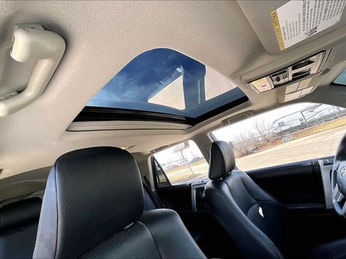 Used 2022 Toyota 4Runner Limited image 13