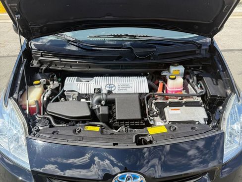 Used 2010 Toyota Prius Two image 28