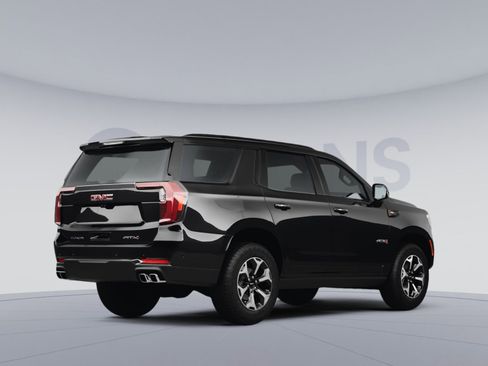New 2026 GMC Yukon AT4 Ultimate w/ LPO, Floor Liner Package AWD/4WD image 4