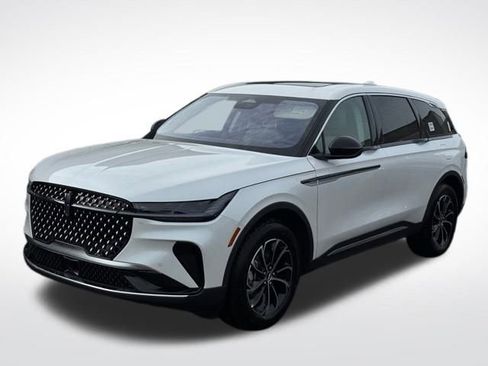 New 2026 Lincoln Nautilus Premier w/ Equipment Group 102A image 4