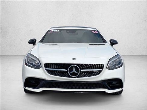 Used 2019 Mercedes-Benz SLC 43 AMG image 2