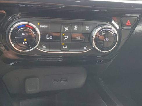 Certified 2025 Chevrolet Trax RS w/ Driver Confidence Package FWD image 26
