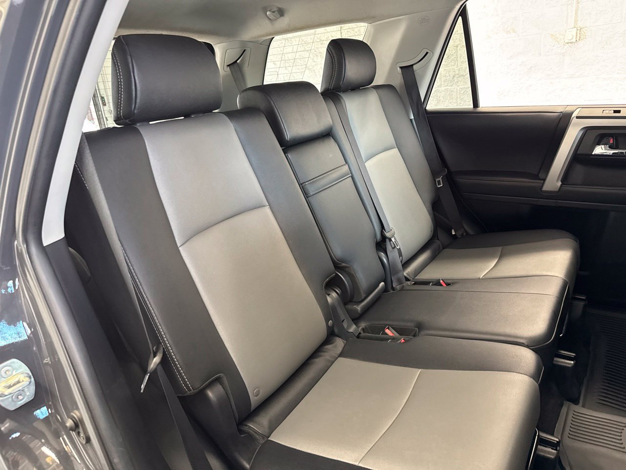 Used 2024 Toyota 4Runner SR5 Premium w/ Moonroof Package AWD/4WD image 45