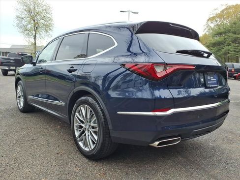 Used 2023 Acura MDX SH-AWD w/ Advance Package image 4