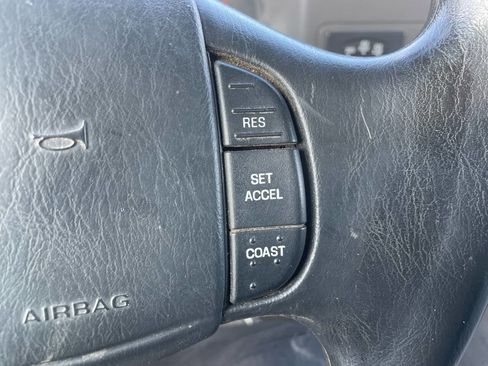 Used 2000 Ford F250 XLT image 38