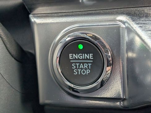 Used 2022 Ford F150 Lariat image 27