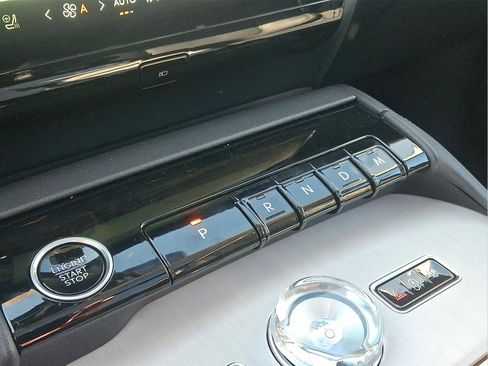 New 2025 Lincoln Navigator L Reserve image 13