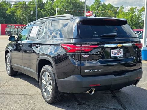 Used 2022 Chevrolet Traverse LT AWD/4WD image 9