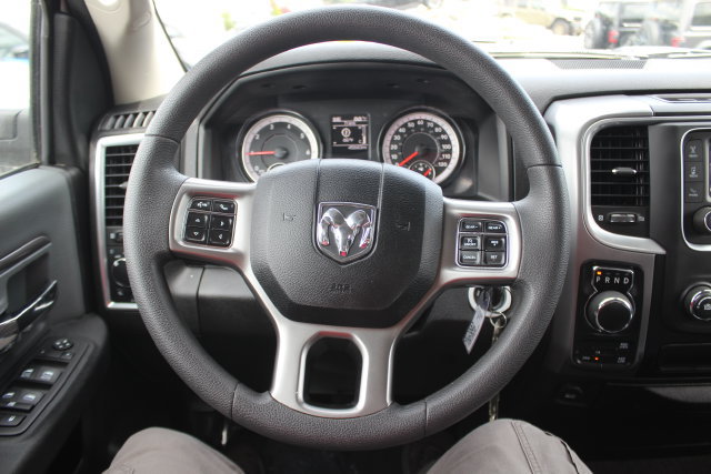 Used 2024 RAM 1500 Classic SLT AWD/4WD image 10