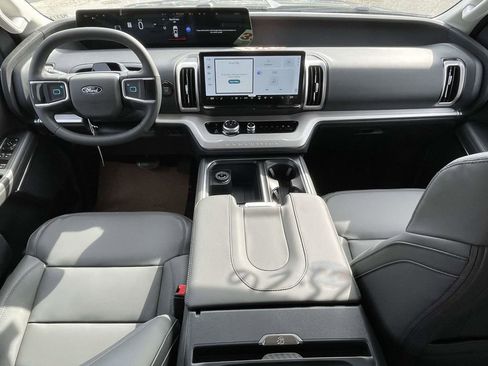 New 2026 Ford Expedition Max Active RWD image 11