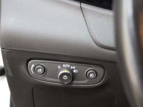 Used 2022 Buick Encore GX Select FWD image 15