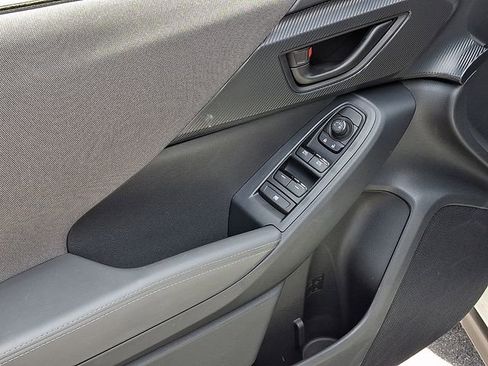 Certified 2025 Subaru Crosstrek 2.0i Premium image 12