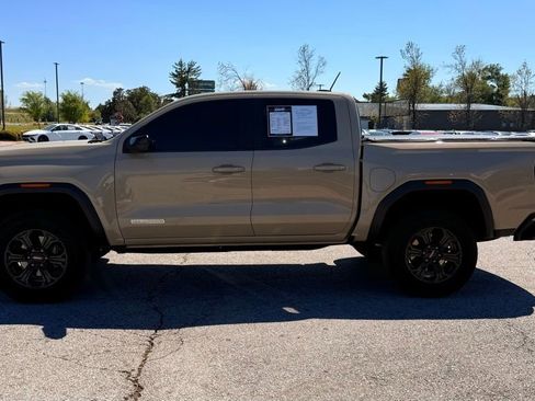 Used 2024 GMC Canyon Elevation w/ Convenience Package RWD image 4