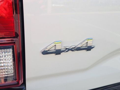 Used 2022 Toyota Tacoma SR image 29