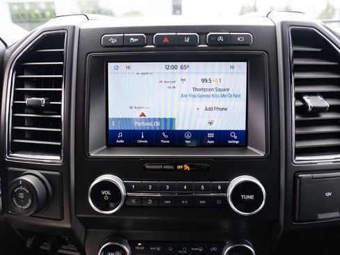 Used 2020 Ford Expedition Limited w/ Equipment Group 303A AWD/4WD image 14