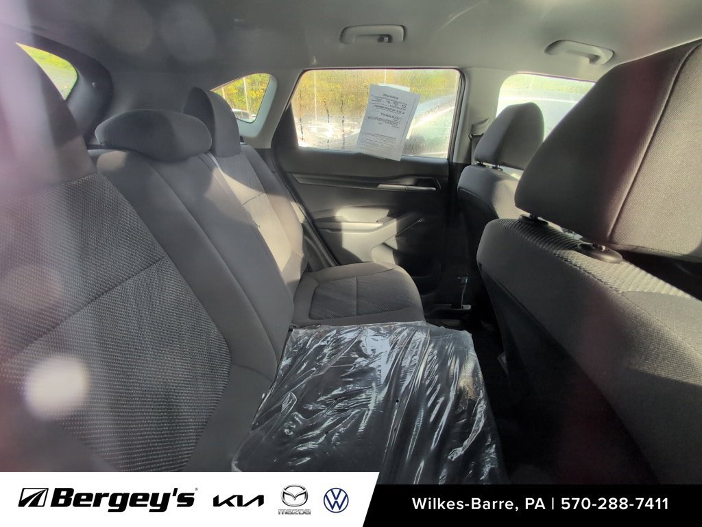 Used 2024 Kia Seltos LX AWD/4WD image 7